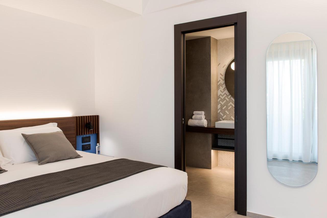 Spazio Gagarin Residence 马泰拉 客房 照片
